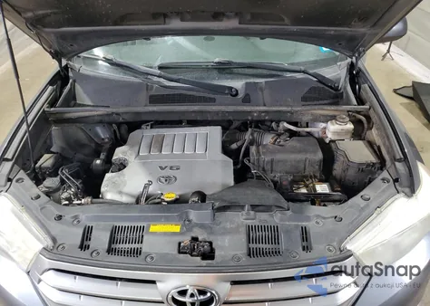 2012 Toyota Highlander Base из США, поврежденный, VIN 5TDBK3EH9CS157966